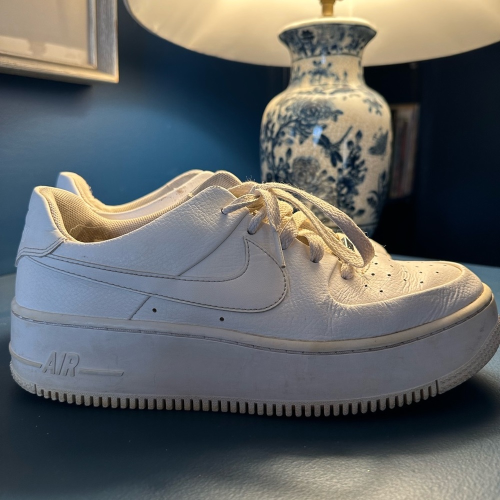 WMNS Nike Air Force 1 Sage Low white AR5339-100